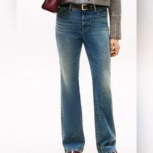 Tommy Hilfiger Women's Hipster Bootcut Flare Leg Denim Jeans Medium Wash Size 8